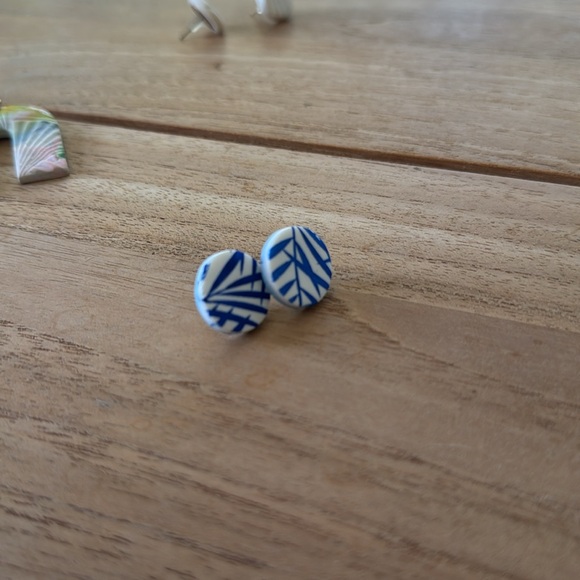 4 pair of polymer clay earrings - Picture 5 of 7